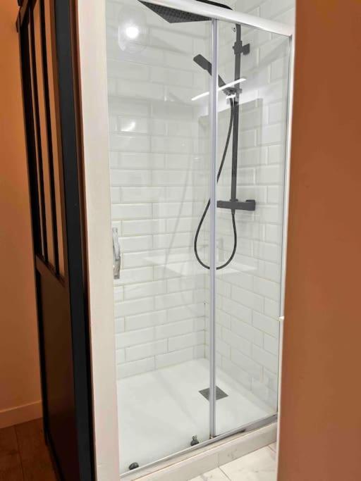 2 Room Flat Toulouse Buitenkant foto
